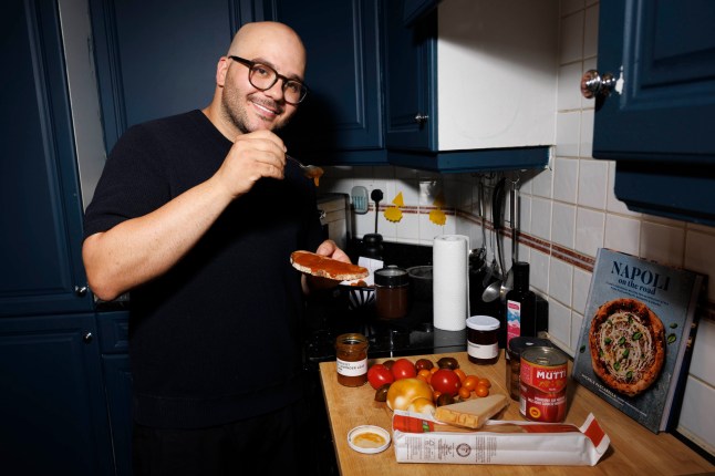 Michele Pascarella in his kitchen. Pictured: (C) Belinda Jiao 07598931257 jiao.bilin@gmail.com